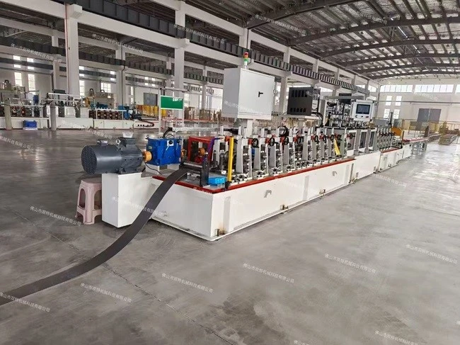 Pipe manufacturing equipment Pipe manufacturing equipment